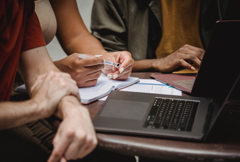 People collaborating.